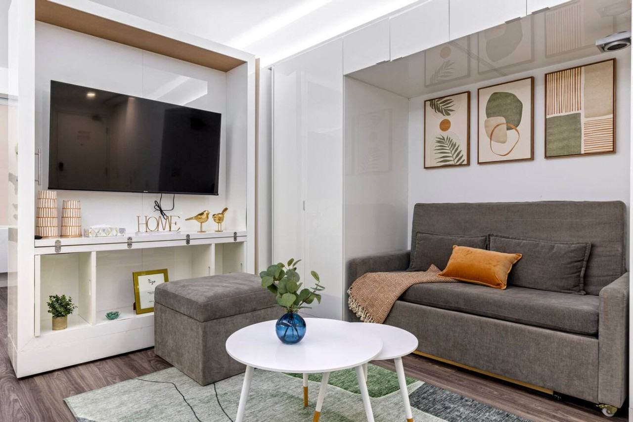 12607 Larchmere Blvd #1335760P - Photo 6 of 36