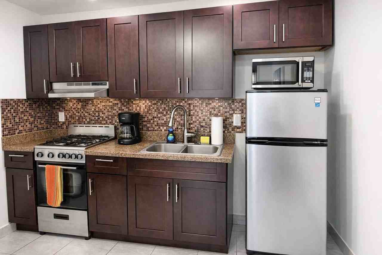 324 Van Buren Street - Photo 5 of 17