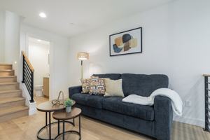 featured image of 129 11th Ave E