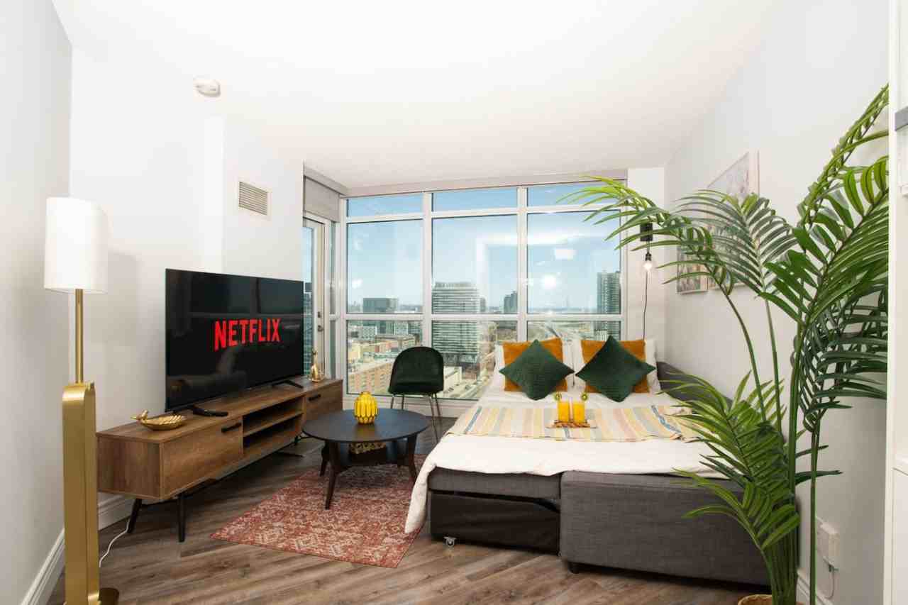 18 Yonge St #1403791P - Photo 6 of 17