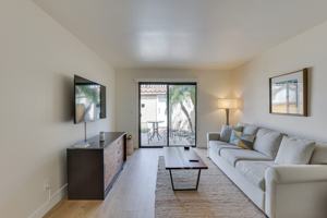 featured image of 6908 Peach Tree Rd