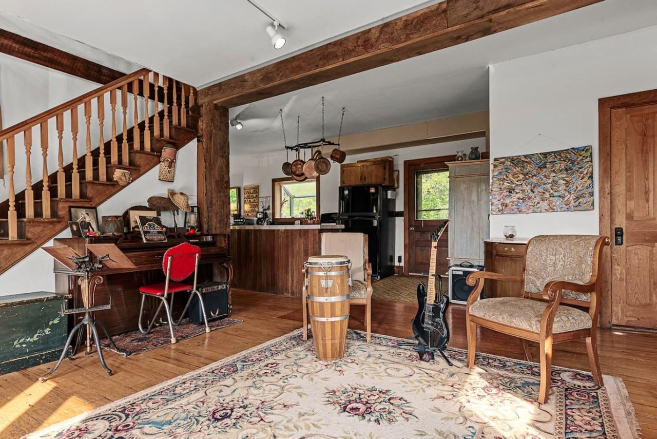 1087 State Rd #1492986P - Photo 2 of 29