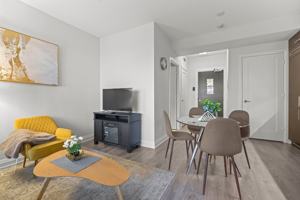 featured image of 4802 Yonge St