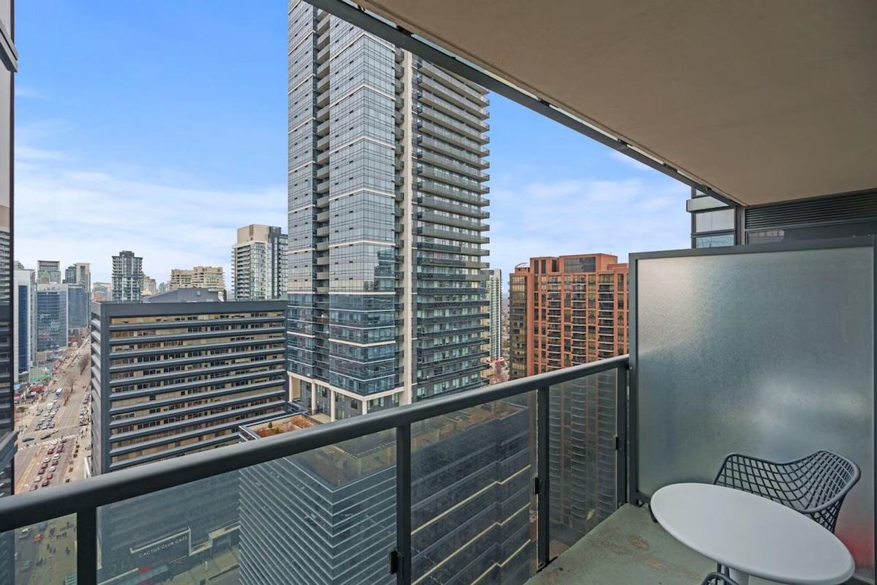 4802 Yonge St #1511360P - Photo 4 of 21