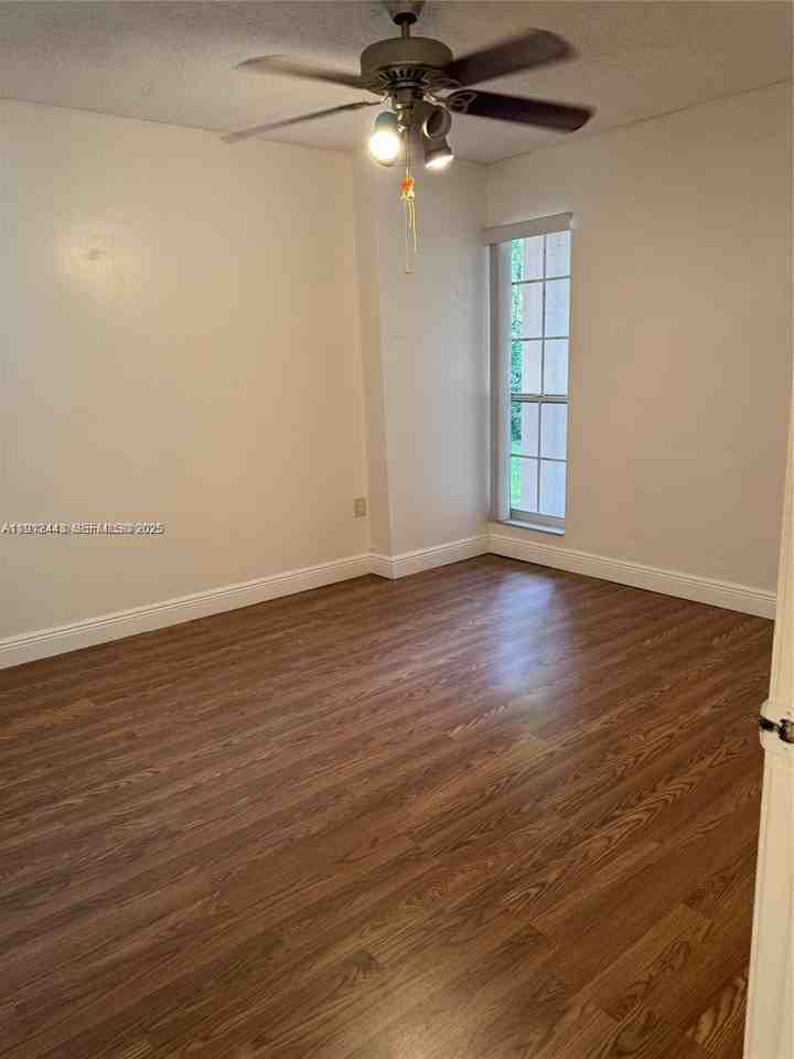 651 Northwest 134th Avenue - Photo 6 of 20