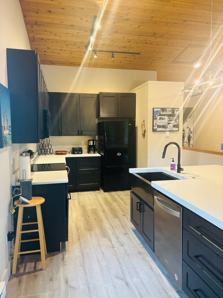 641 Sunburst Dr - Photo 6 of 24