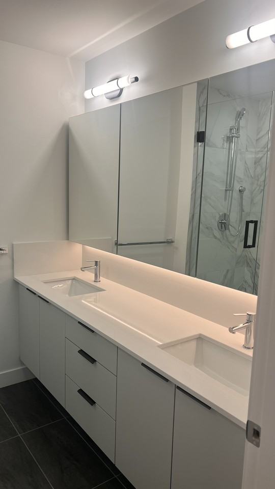 7728 119A St - Photo 5 of 11