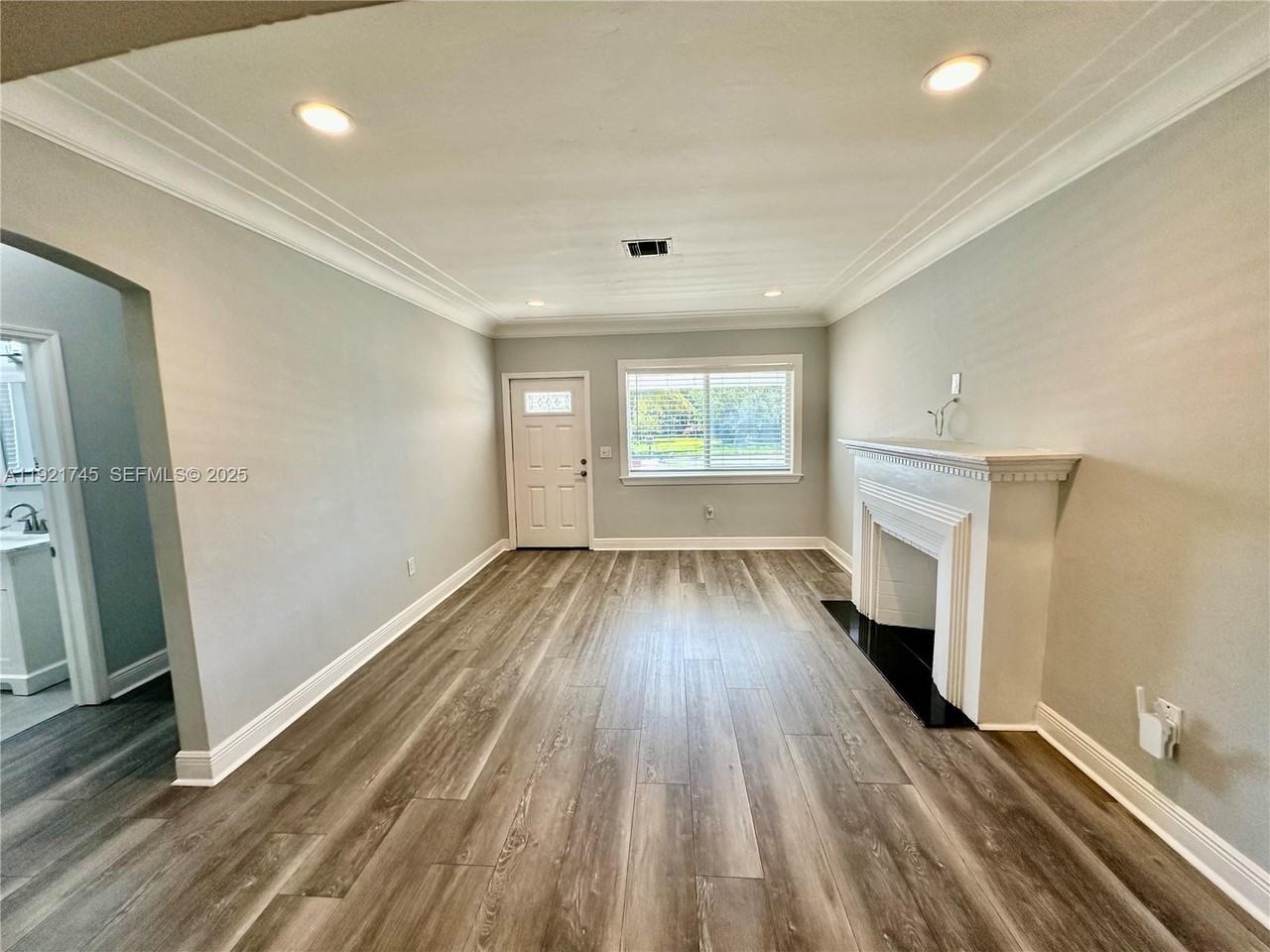 367 Northwest 153rd Street - Photo 2 of 42