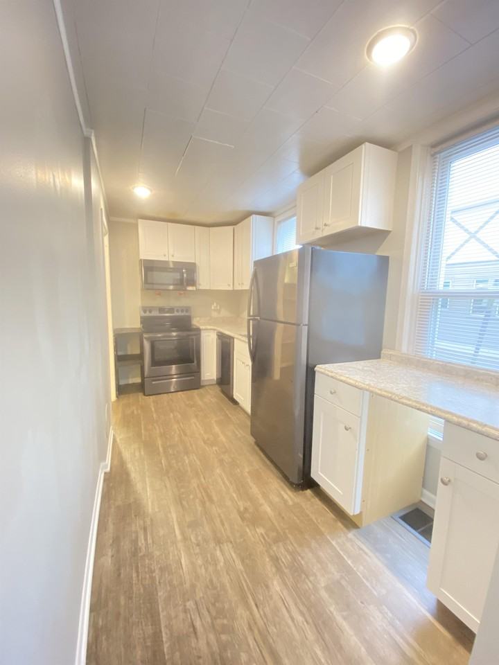 228 E Columbus Ave - Photo 7 of 14