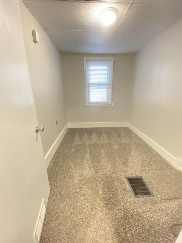 228 E Columbus Ave - Photo 5 of 14