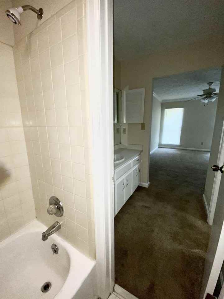 1615 Woodmere Loop Drive - Photo 6 of 50