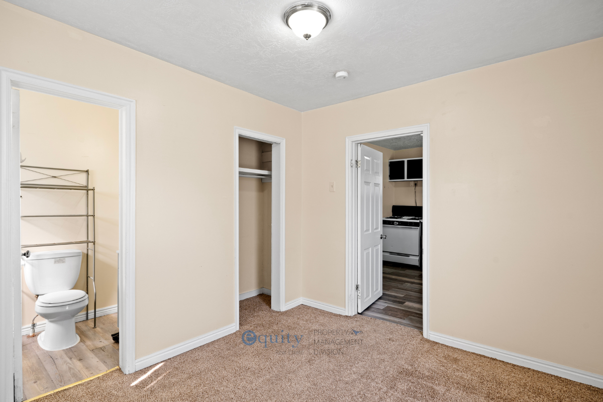 2846 Sw #2848 - Photo 6 of 20