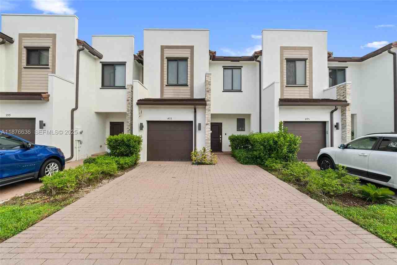 403 Northeast 212th Street #403 - Photo 4 of 58