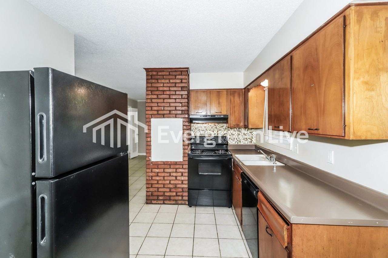 4302 Almo Ave - Photo 6 of 15