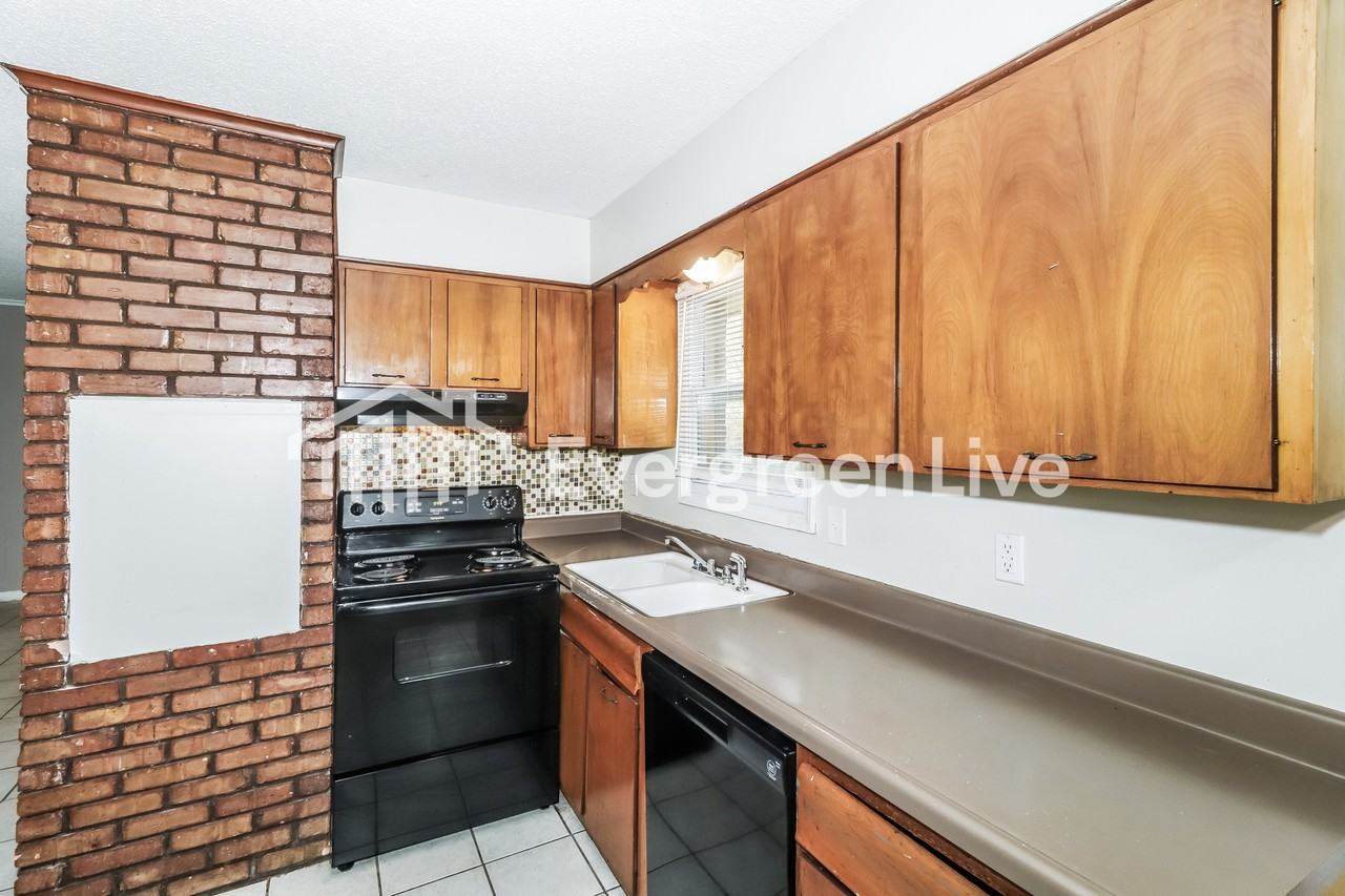 4302 Almo Ave - Photo 7 of 15