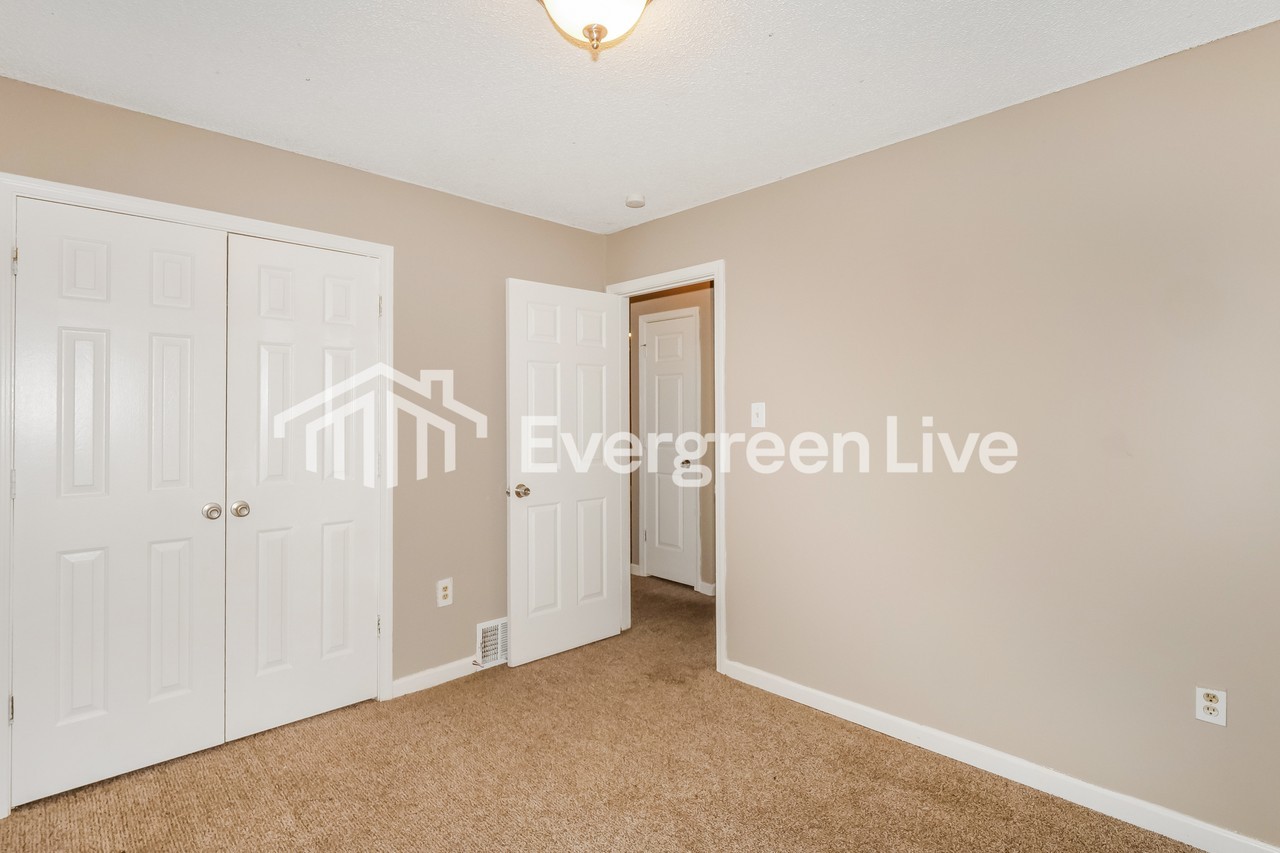 3808 Schanna Dr - Photo 7 of 15