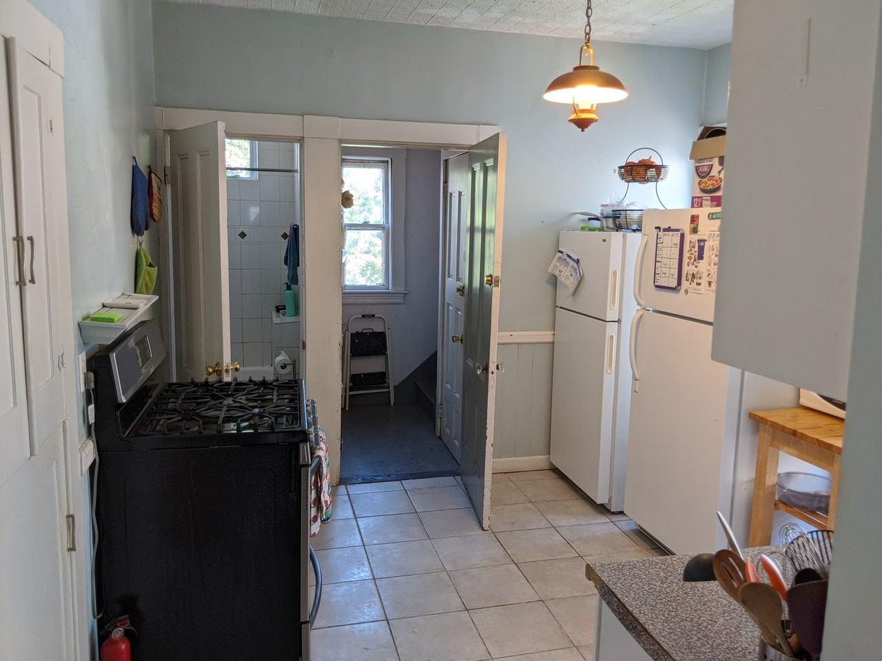 315 Beacon St Apt B #5 - Photo 4 of 12