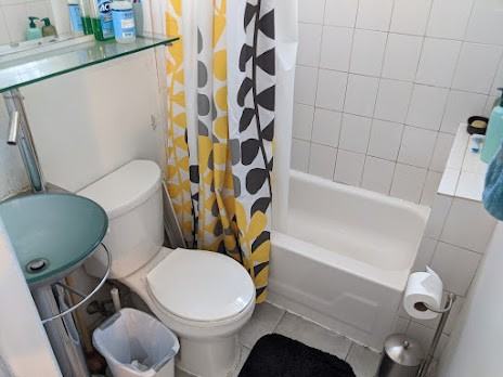 315 Beacon St Apt B #5 - Photo 5 of 12