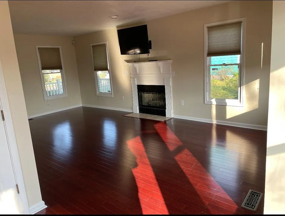 2523 N New Jersey St - Photo 5 of 17