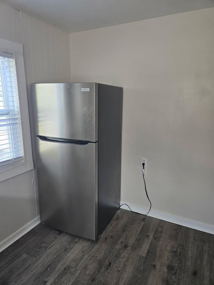 172 Lunetta St #172 - Photo 6 of 16