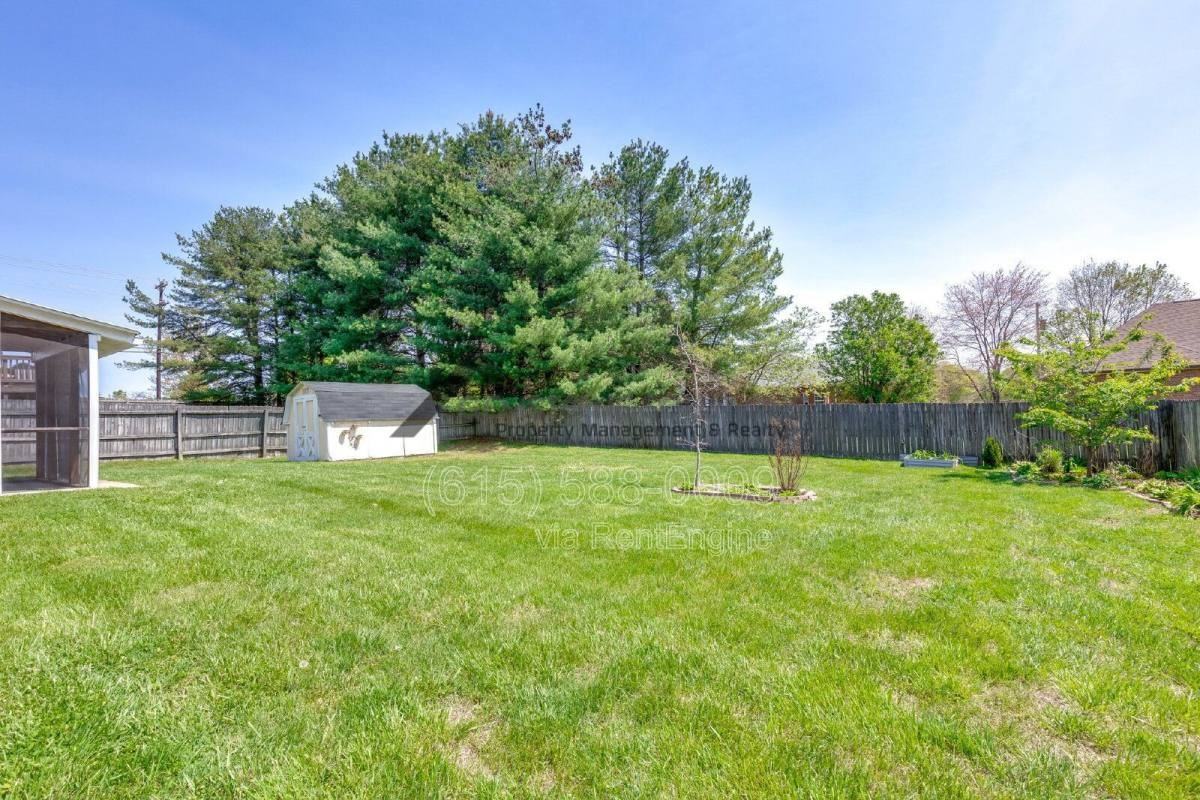 2104 Loudenslager Dr - Photo 3 of 10