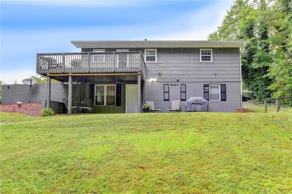 6490 Tuggle Dr - Photo 3 of 17