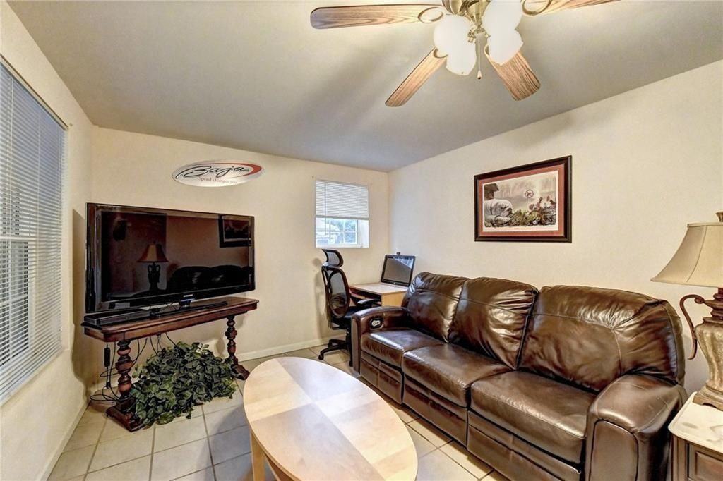 6490 Tuggle Dr - Photo 4 of 17