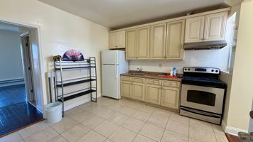 featured image of 3311 Kensington Ave ##3 Fl