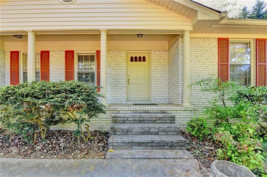 2628 Whitehurst Dr Ne - Photo 4 of 46