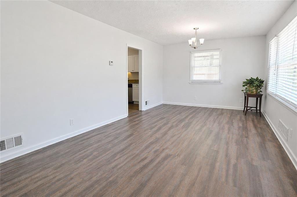 2191 Greystone Way - Photo 3 of 9