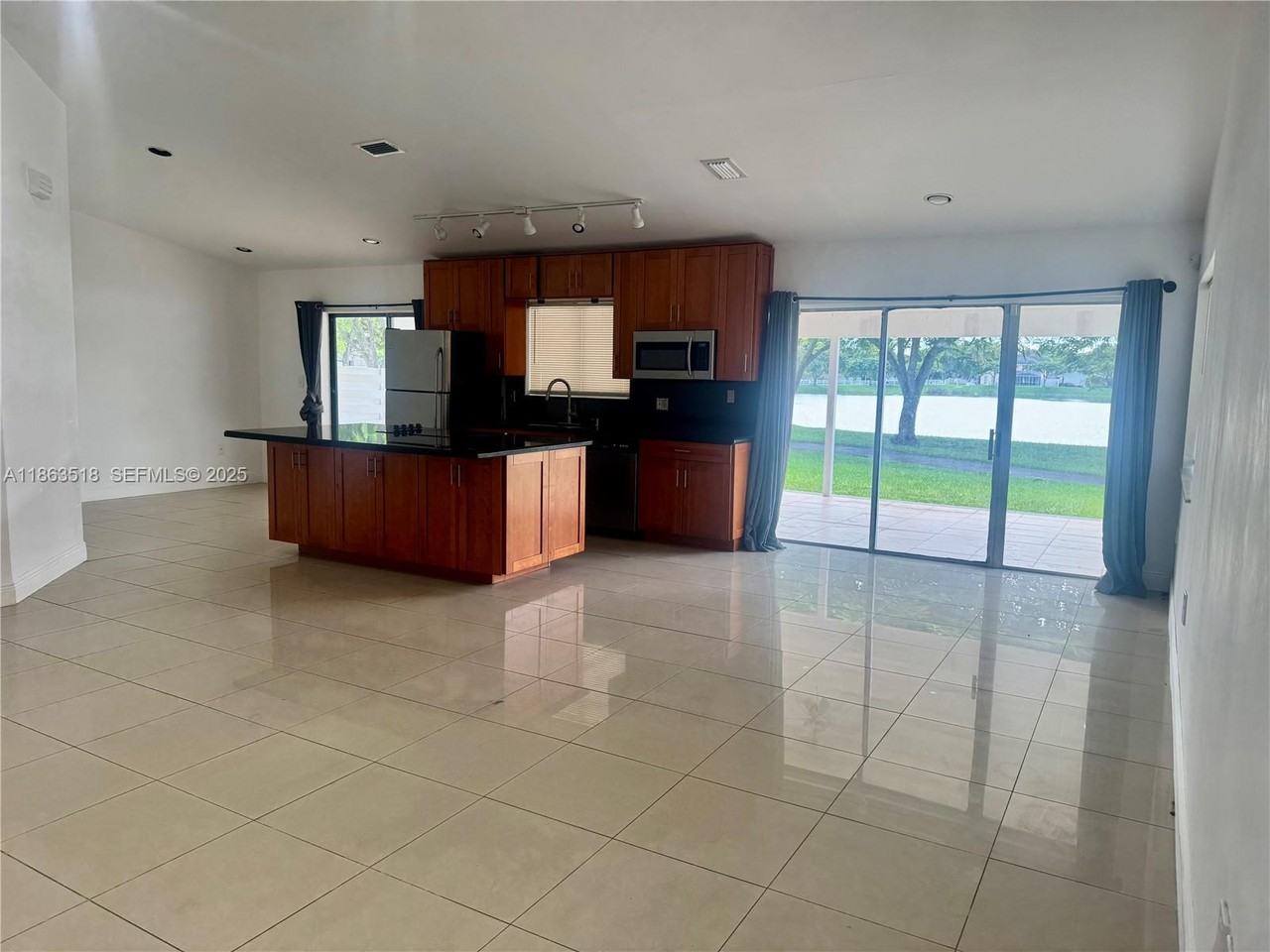 14570 Southwest 145th Place #14570 - Photo 4 of 22