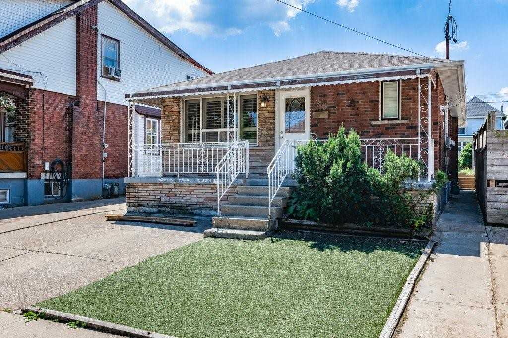 40 Mayflower Avenue Lower Unit - Photo 2 of 2