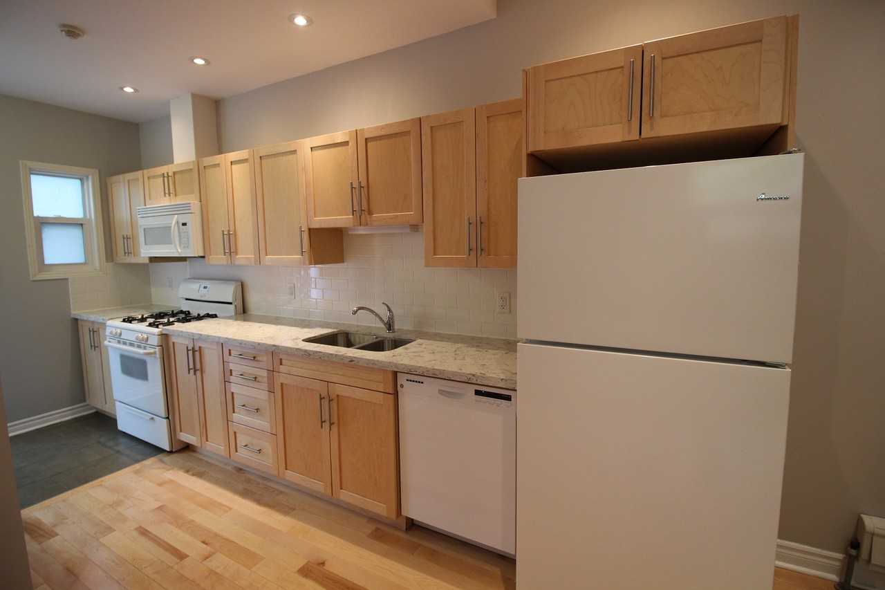 344 Somerset - Photo 3 of 28