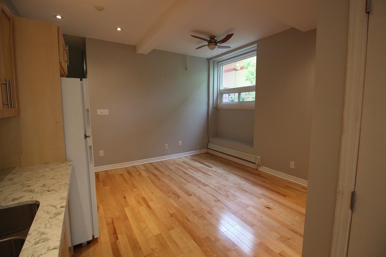 344 Somerset - Photo 5 of 28