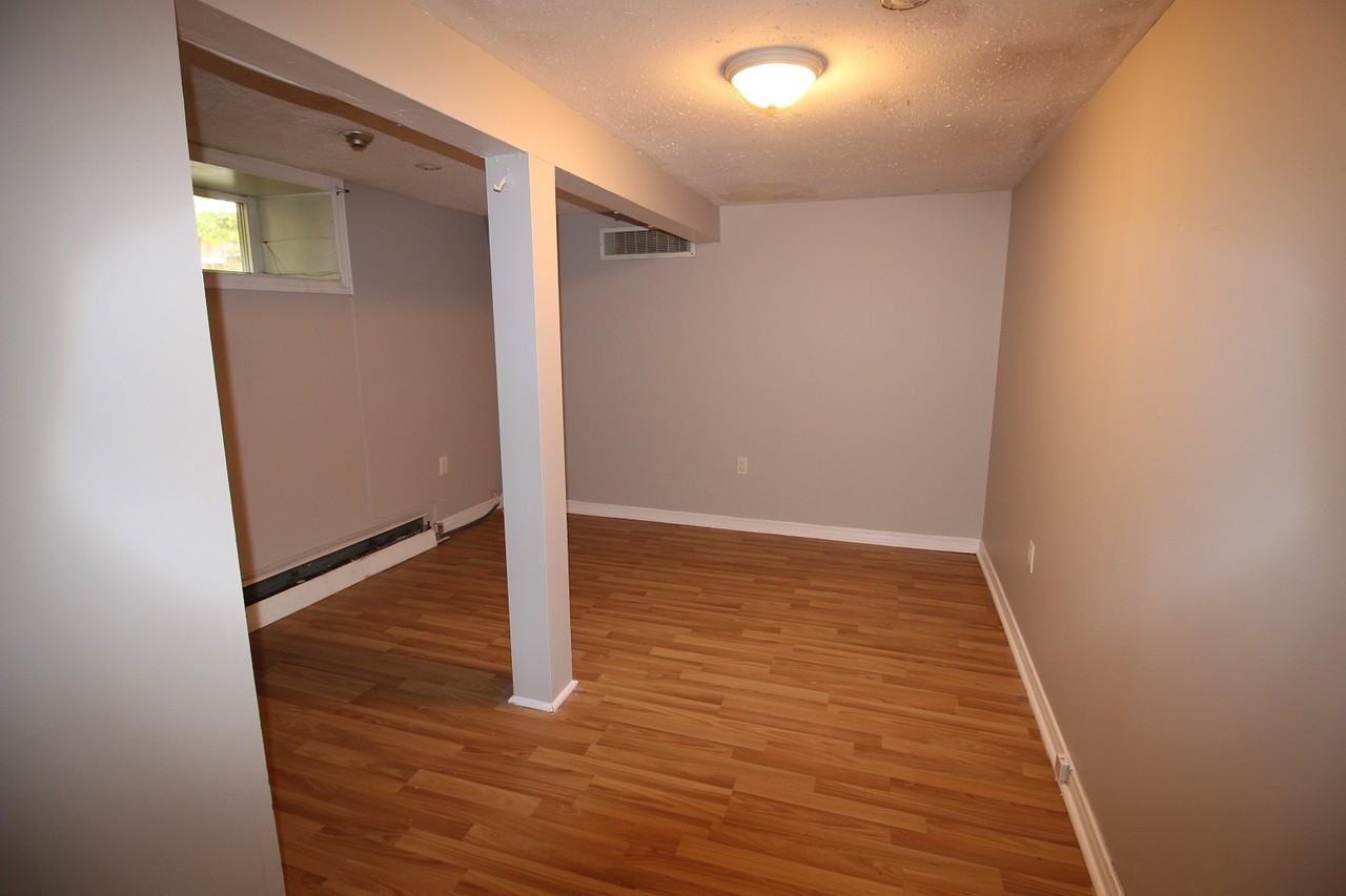 344 Somerset - Photo 7 of 28