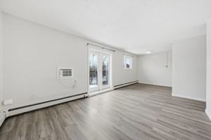 featured image of 843 15th Ave E