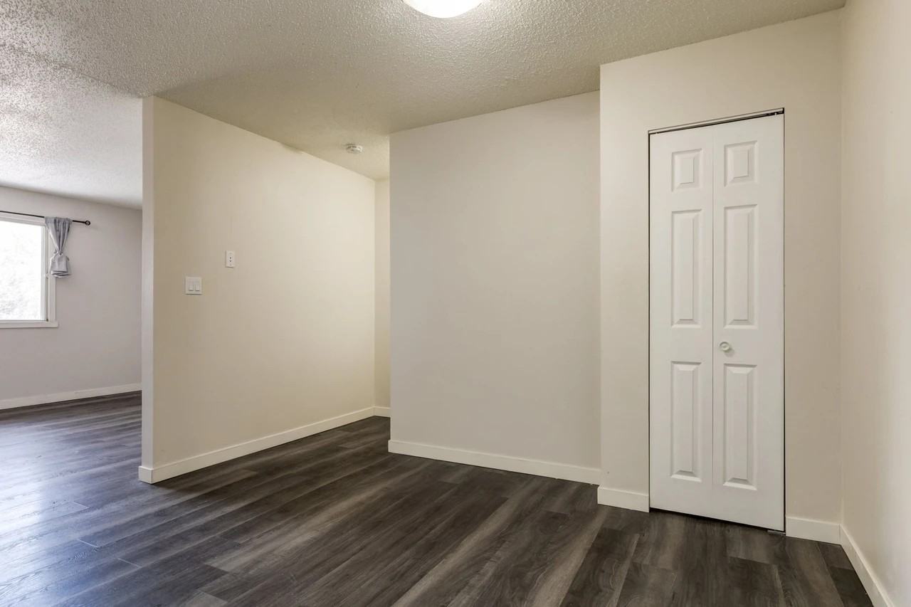 Spruce View Apartments - Photo 7 of 38