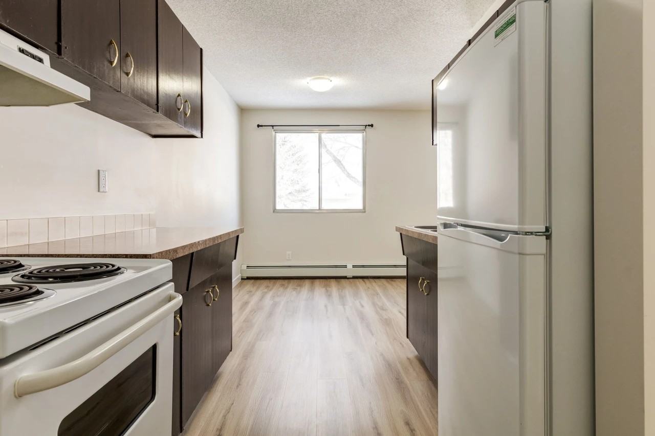 Valhalla Apartments - Photo 6 of 50