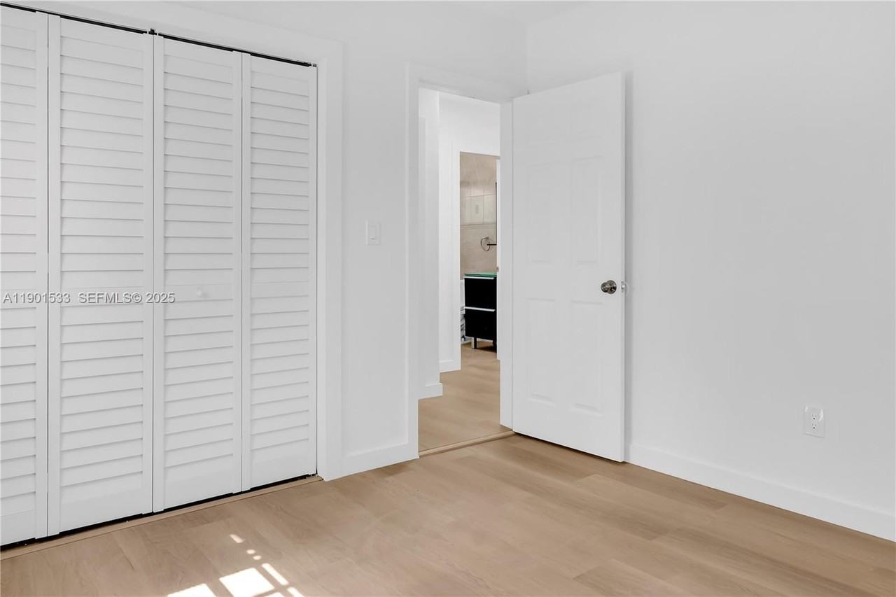 4900 Southwest 106th Avenue #4900 - Photo 2 of 22