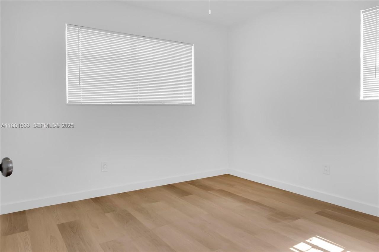 4900 Southwest 106th Avenue #4900 - Photo 3 of 22