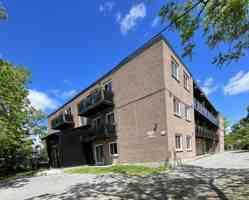 featured image of 385 Division St