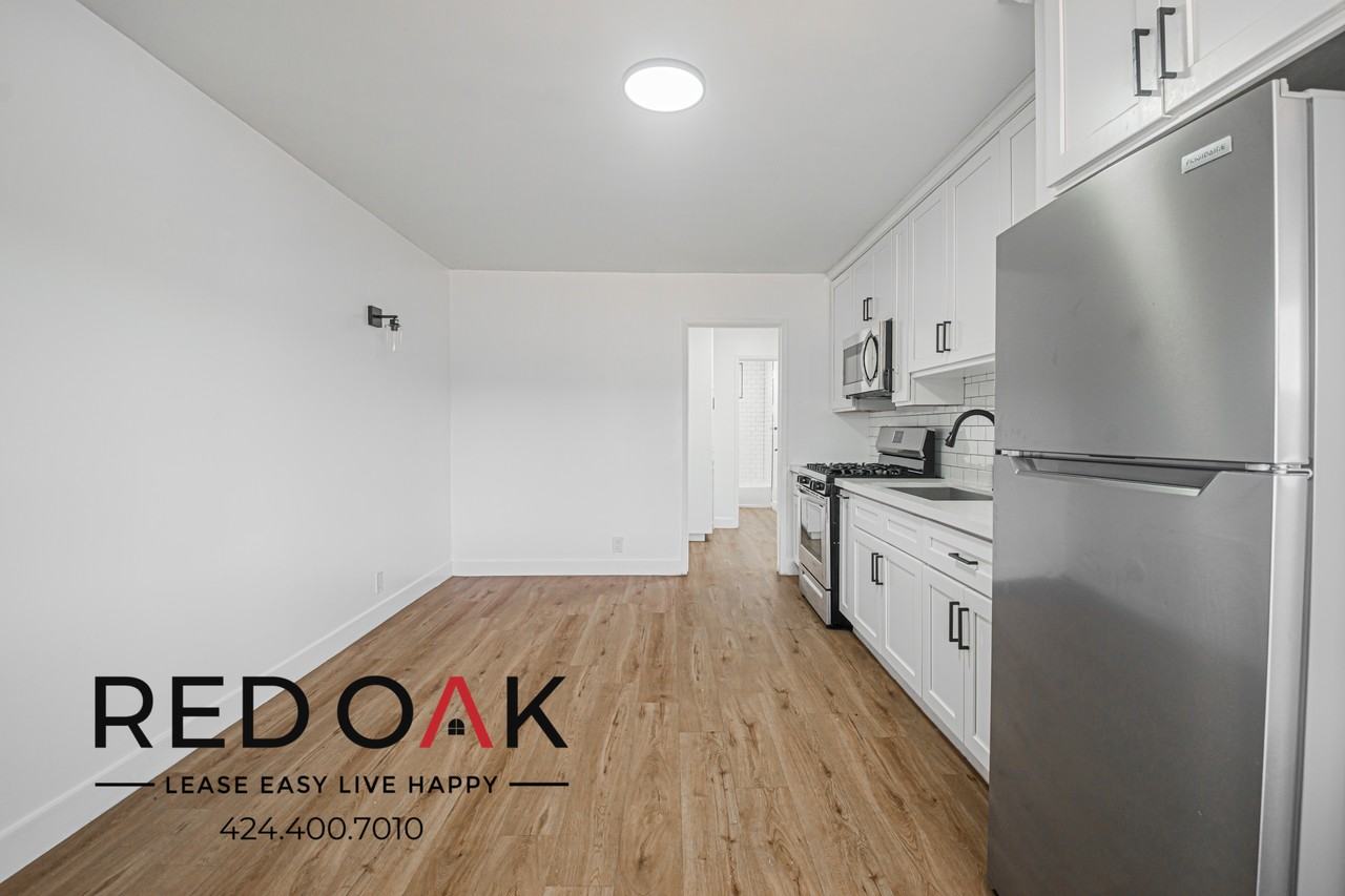 340 W 87th St #4 - Photo 5 of 15