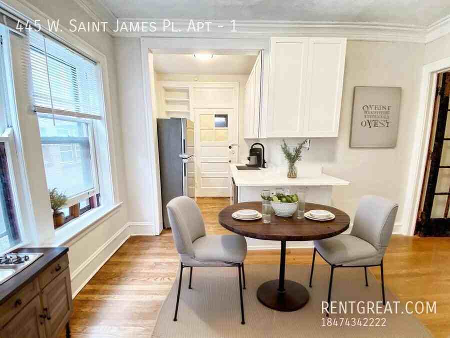 445 W Saint James Pl #1 - Photo 6 of 15