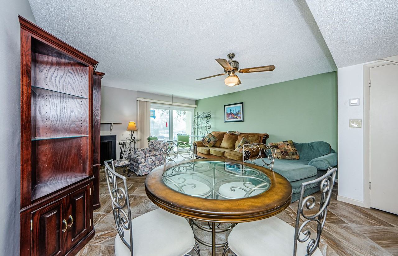 433 S Paula Dr #17 - Photo 3 of 6