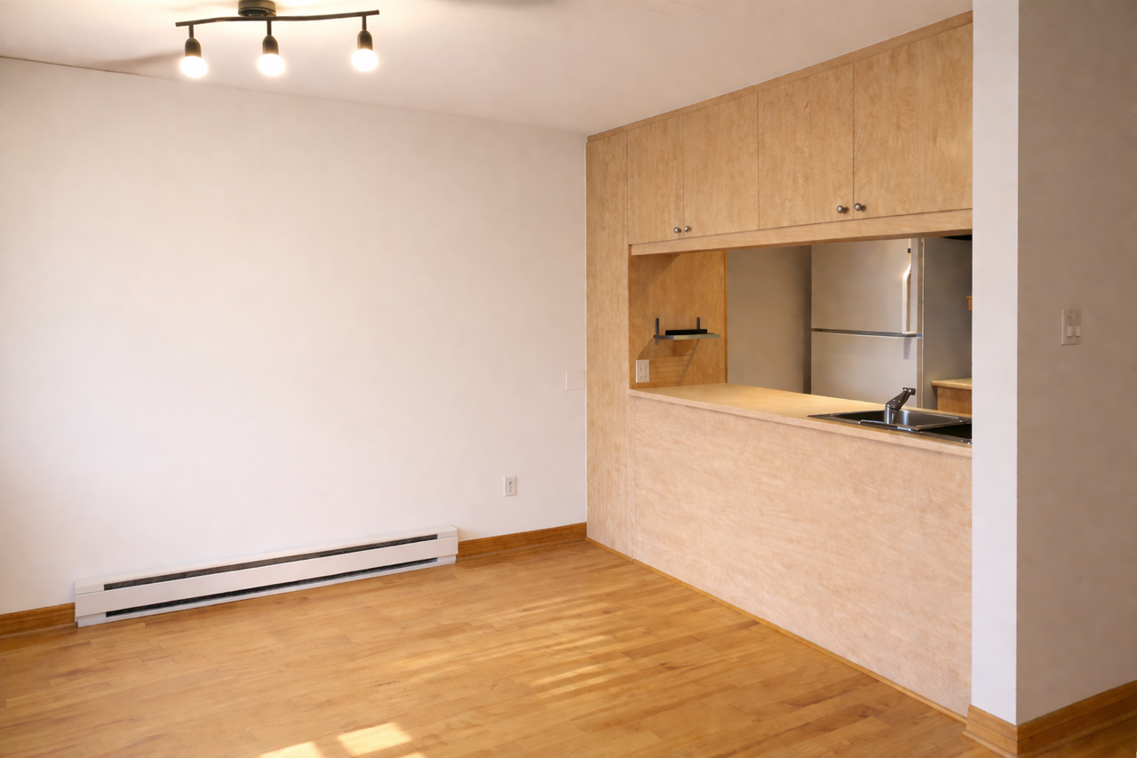 1944 Rue Montcalm - Photo 3 of 9