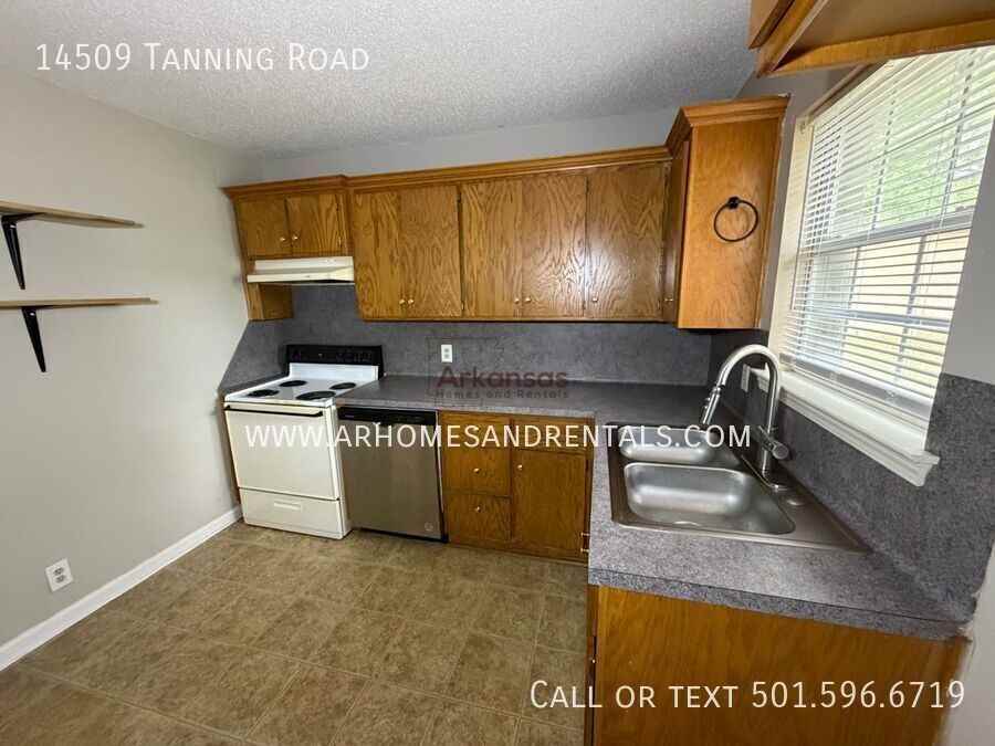 14509 Tanning Rd - Photo 4 of 9