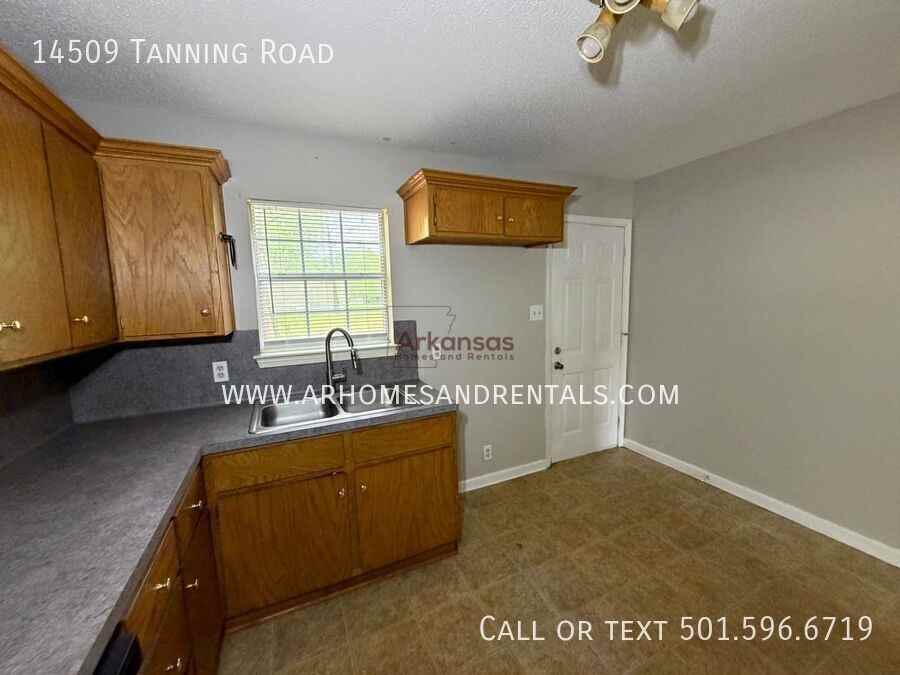 14509 Tanning Rd - Photo 5 of 9