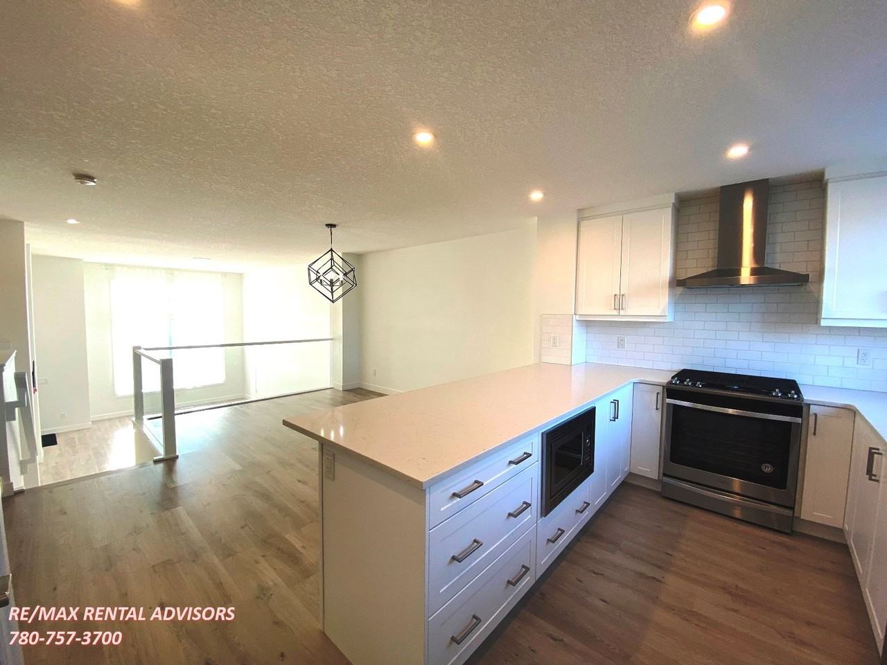 1007 Daniels Loop Sw - Photo 4 of 22