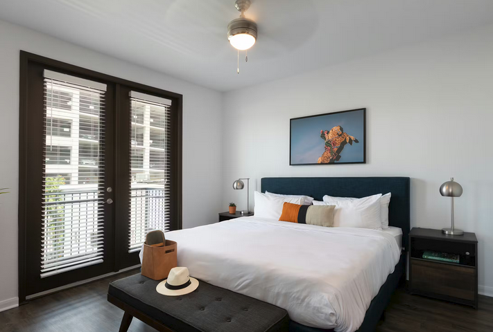 300 W 3rd St - Photo 5 of 13