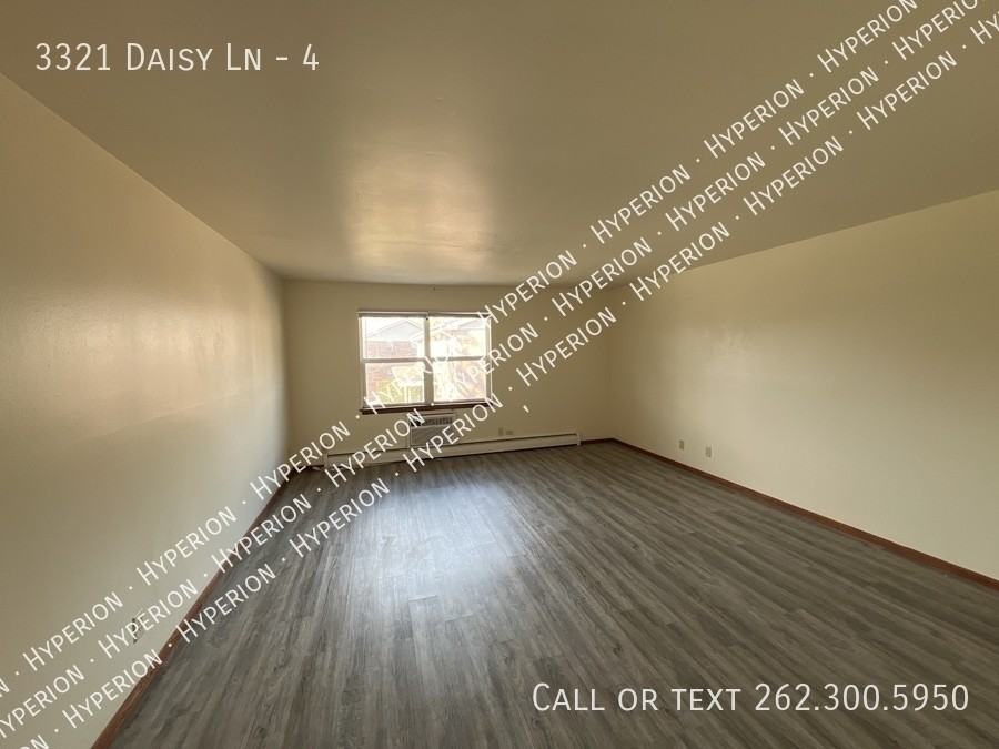 3321 Daisy Ln #4 - Photo 2 of 12